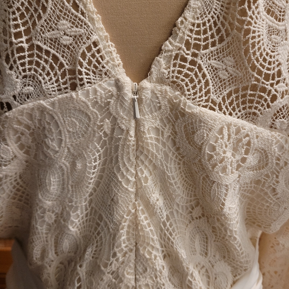 Kite and Butterfly French Lace "Rena" Boho Gown - Size Small - Picture 6 of 16